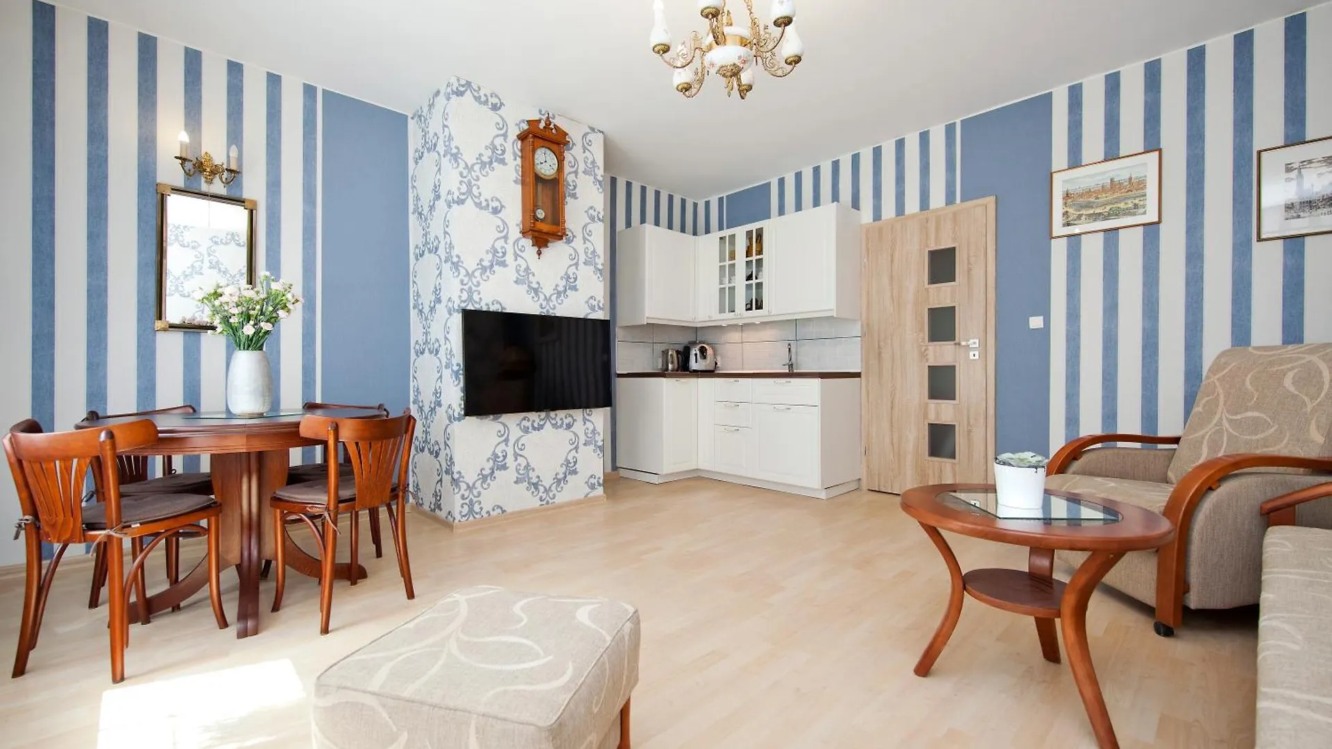 Elite Apartments Ogarna Suites Old Town