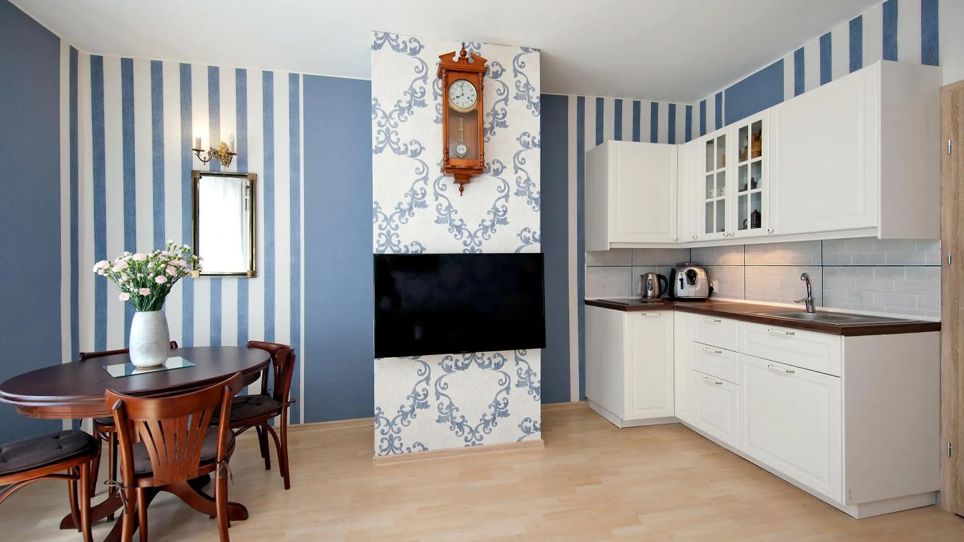 Elite Apartments Ogarna Suites Old Town  Gdansk