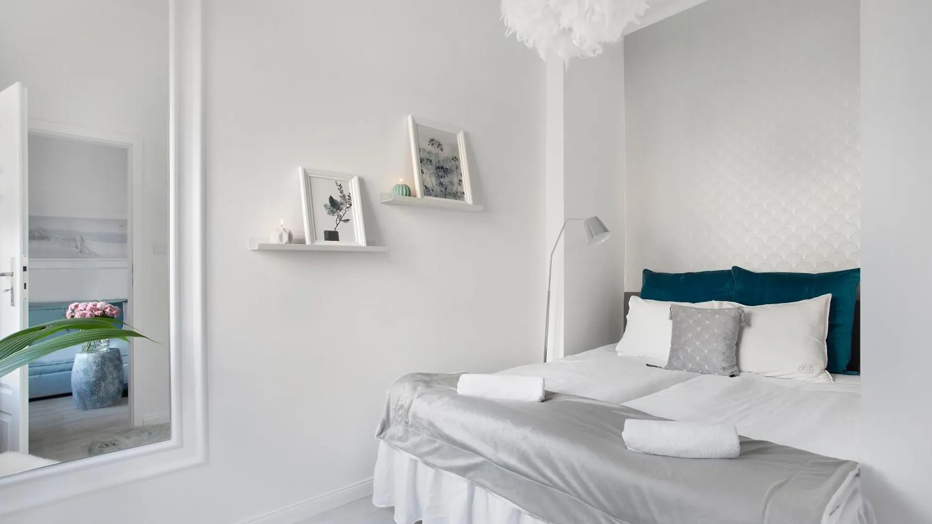 Elite Apartments Ogarna Suites Old Town Poland