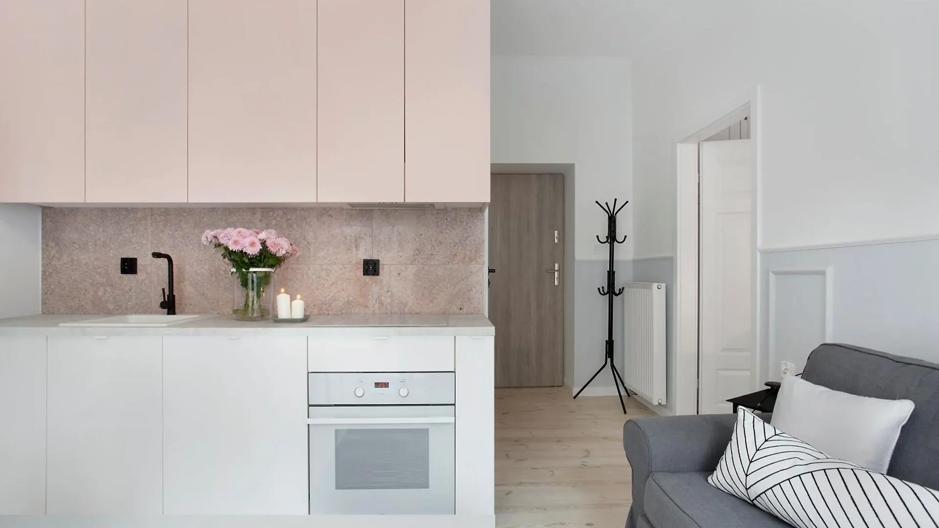 Elite Apartments Ogarna Suites Old Town 0*, غدانسك